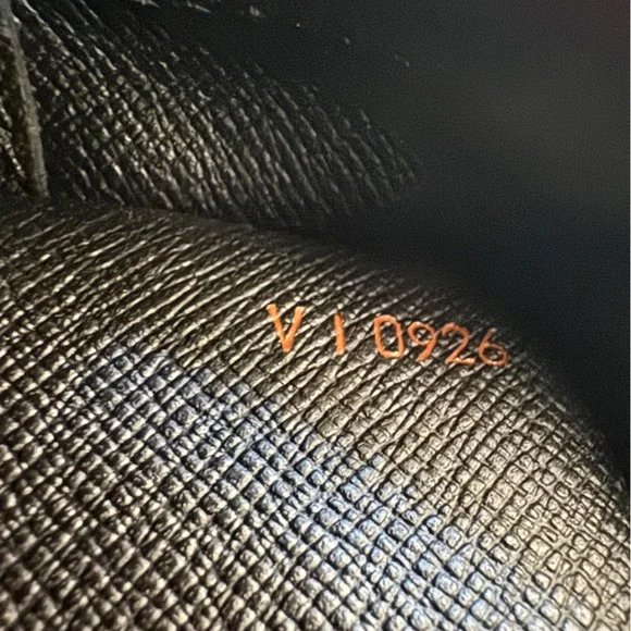 LOUIS VUITTON Jeune Fille MM Epi Leather Bag - Picture 12 of 15